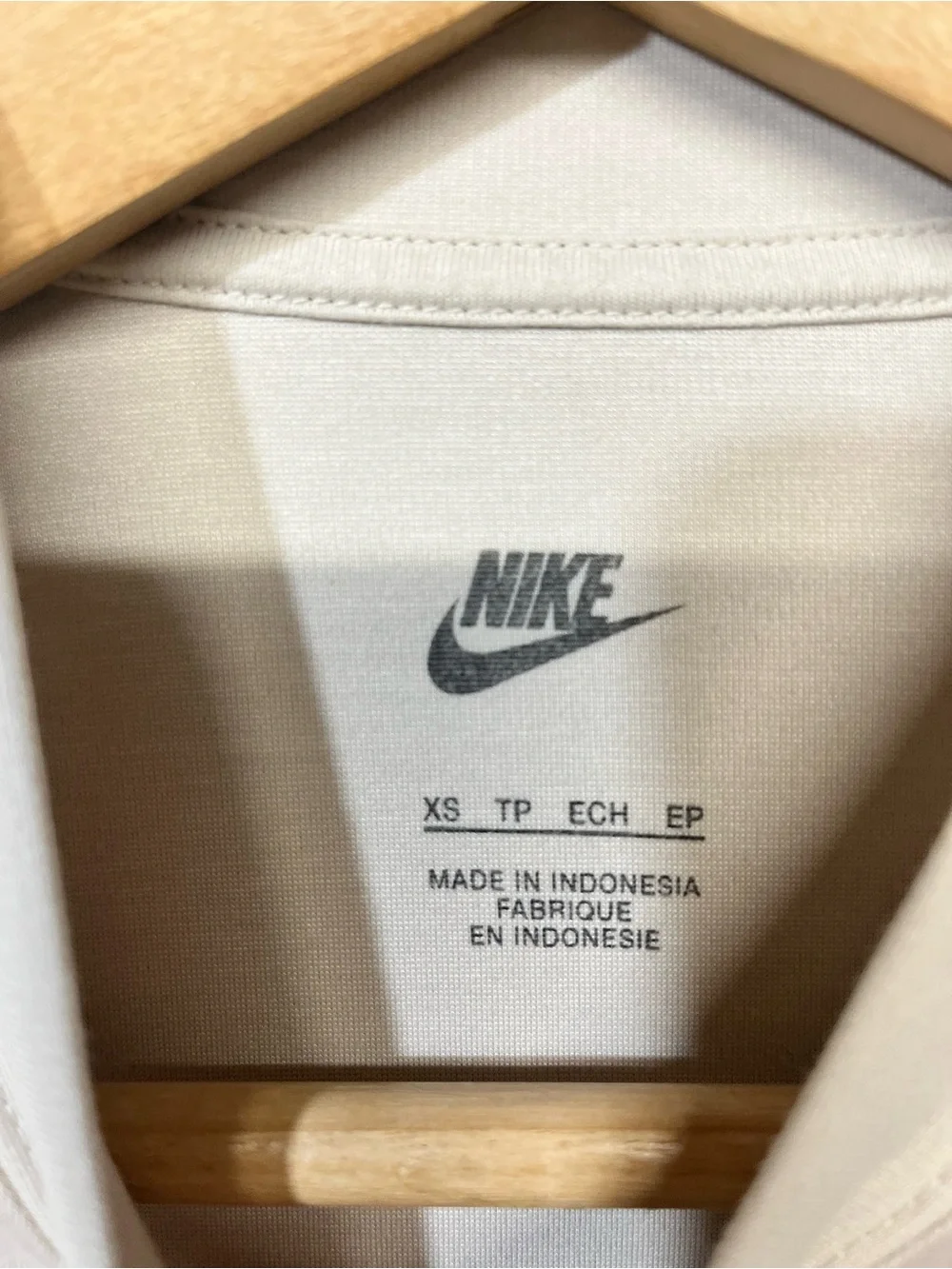 XS Nike Women's Cream/Oatmeal Short-Sleeve Midi Bodycon Dress